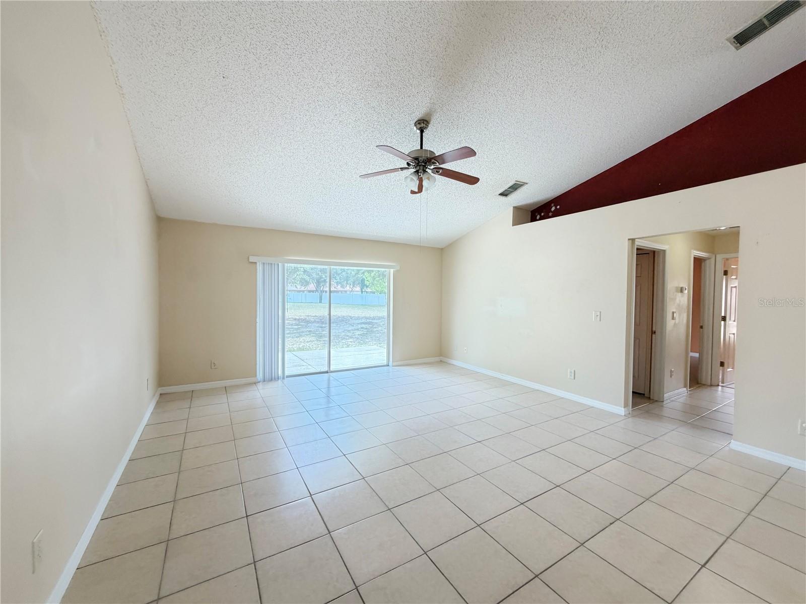 LEXINGTON ESTATES - Residential