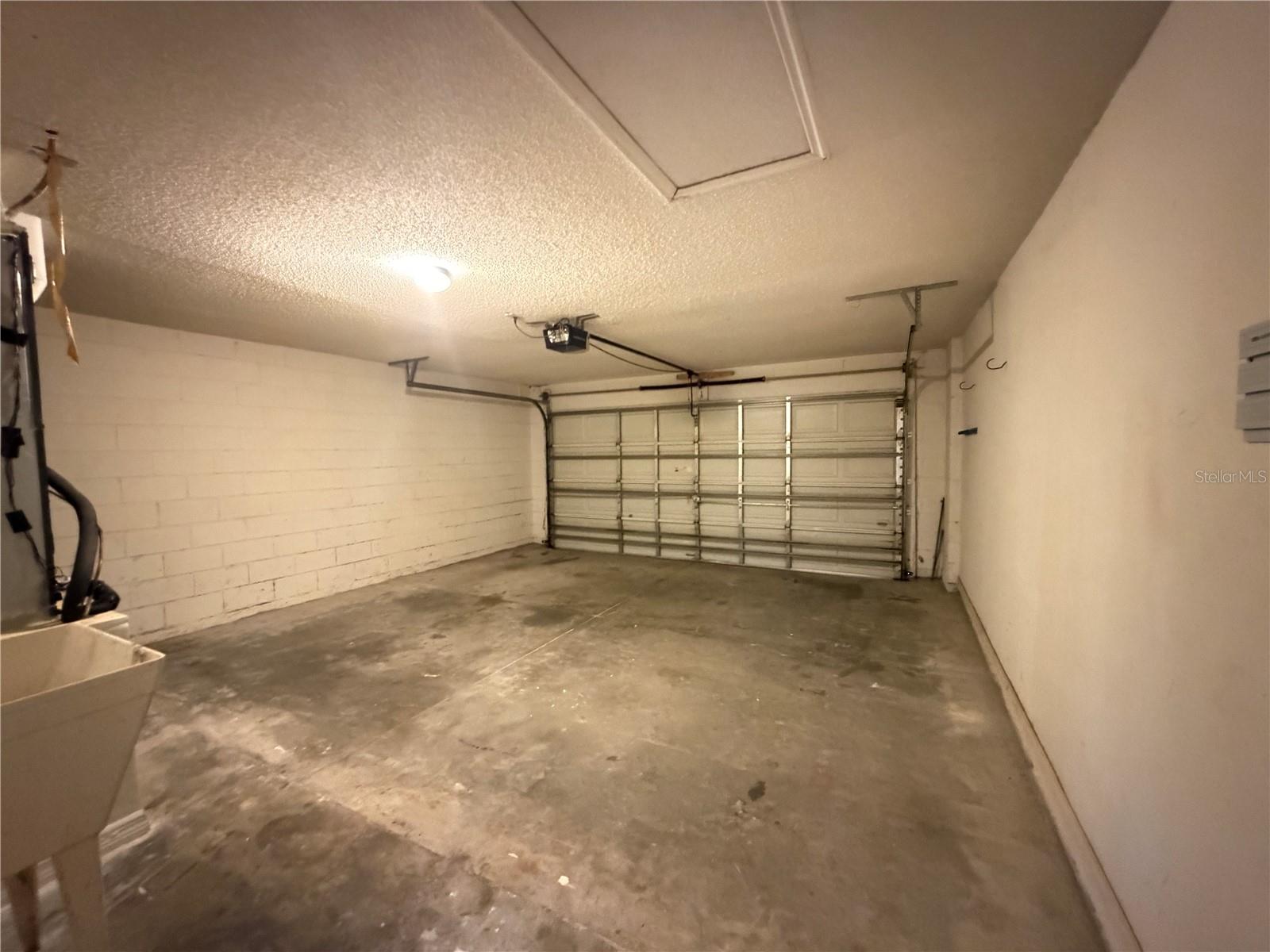 LEXINGTON ESTATES - Residential