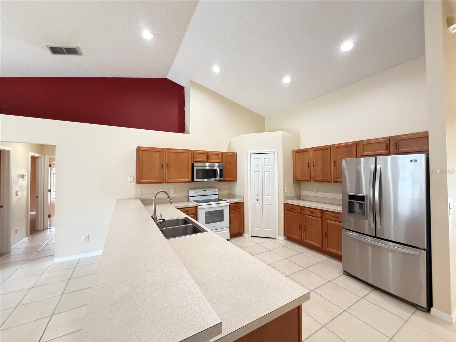 LEXINGTON ESTATES - Residential
