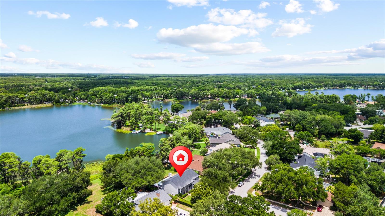 THE MANORS OF CRYSTAL LAKES - Residential