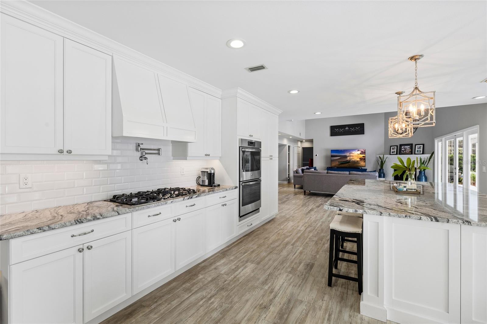 THE MANORS OF CRYSTAL LAKES - Residential