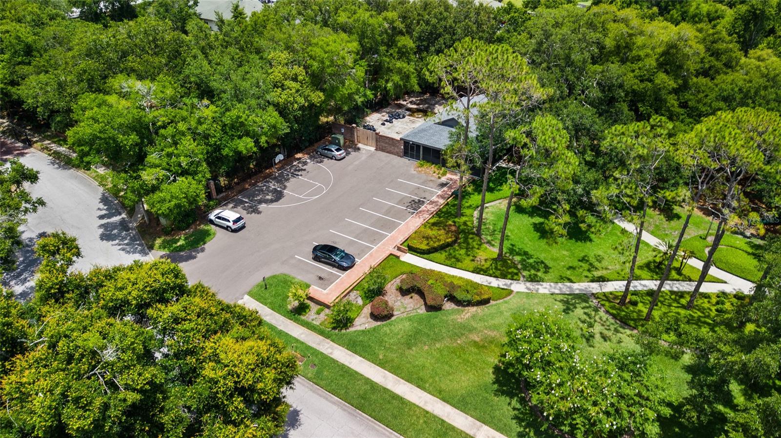 THE MANORS OF CRYSTAL LAKES - Residential
