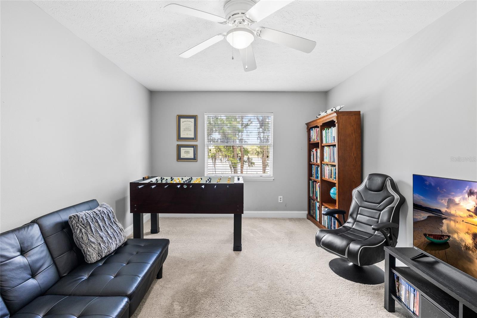 THE MANORS OF CRYSTAL LAKES - Residential