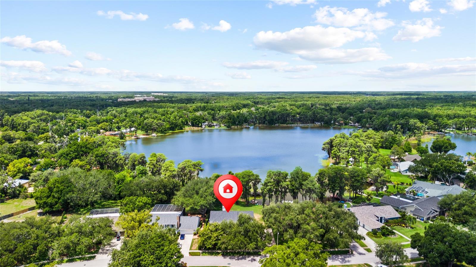 THE MANORS OF CRYSTAL LAKES - Residential