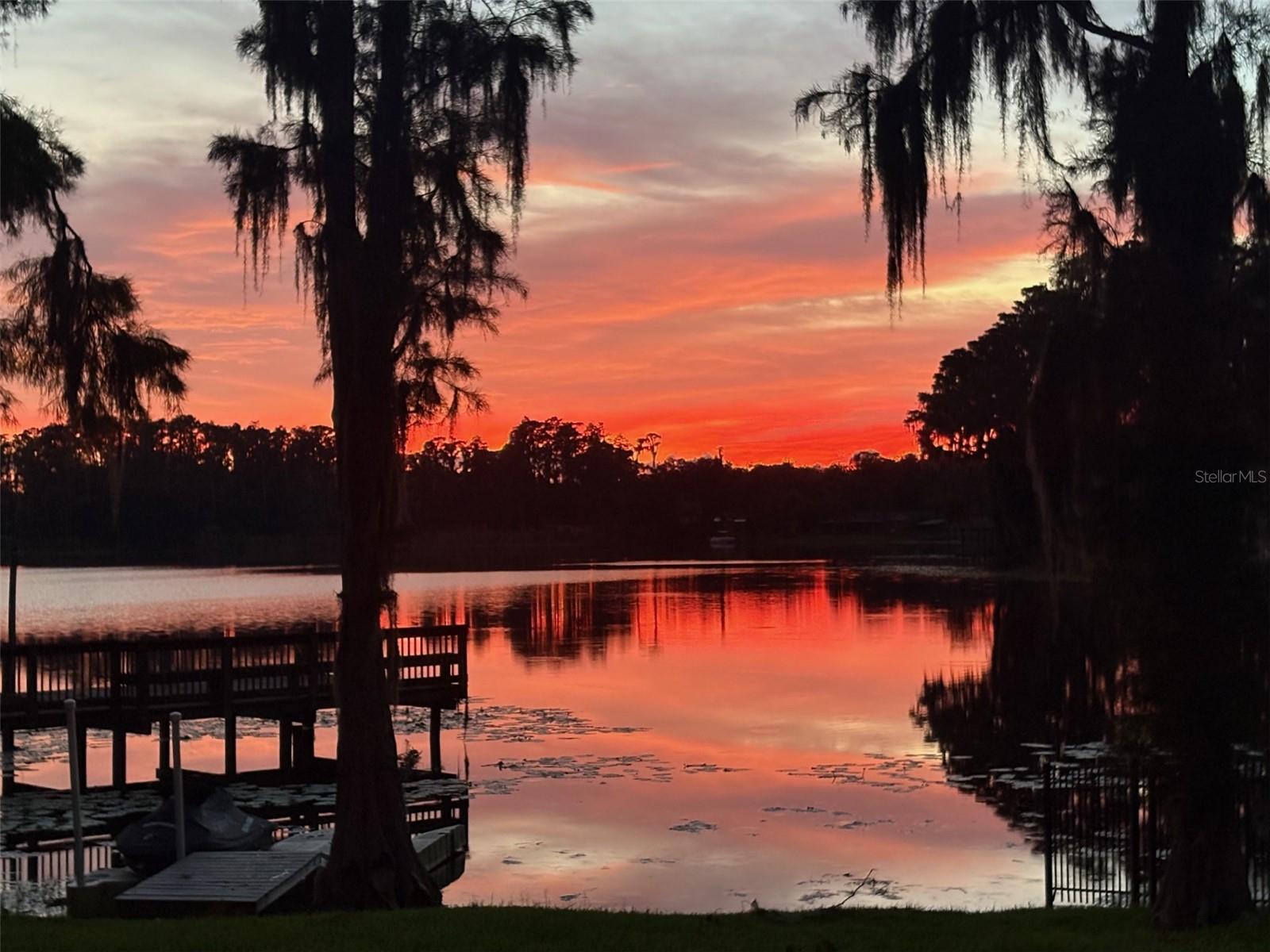 THE MANORS OF CRYSTAL LAKES - Residential