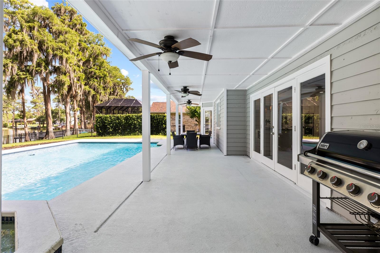 THE MANORS OF CRYSTAL LAKES - Residential