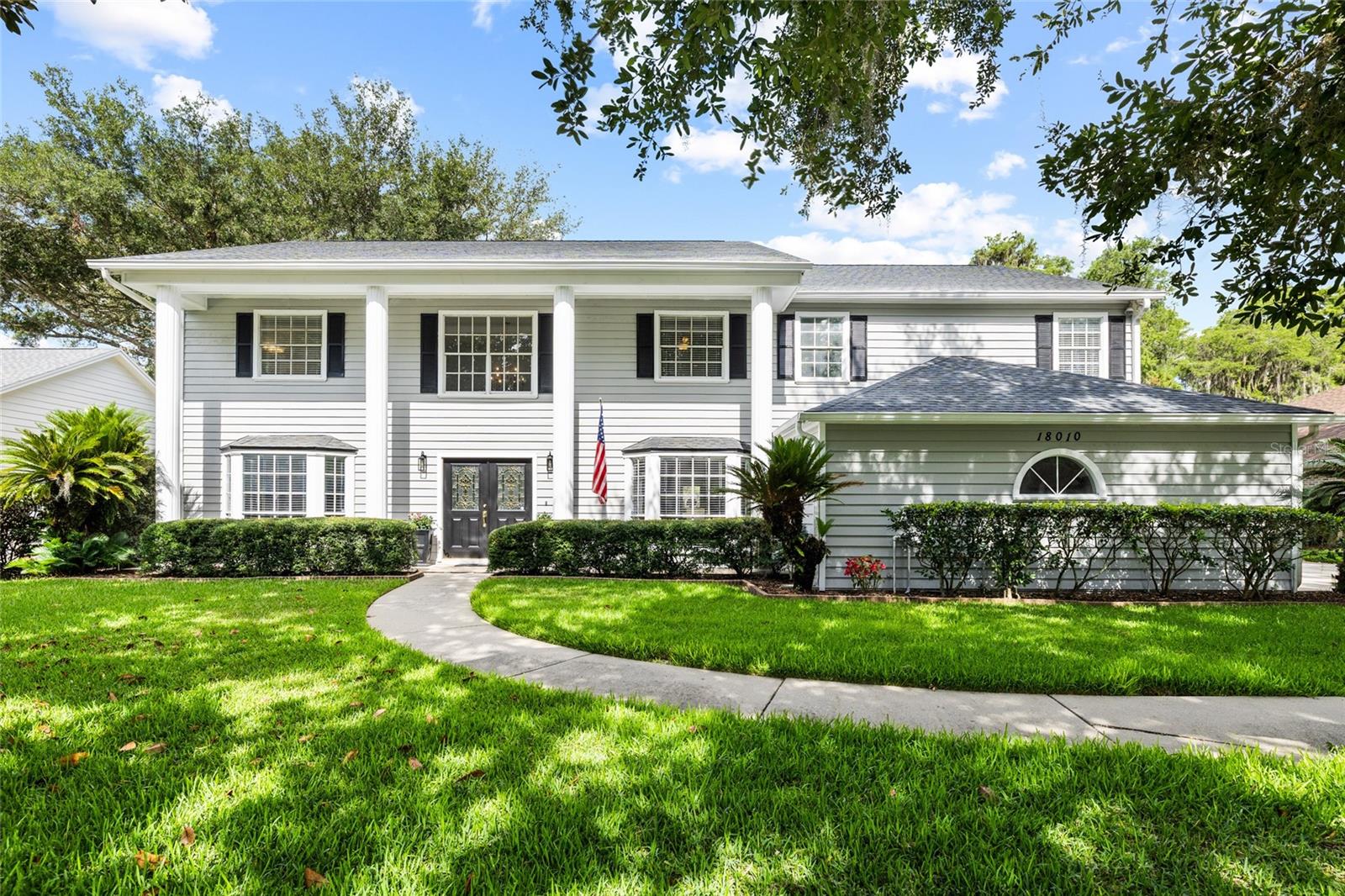 THE MANORS OF CRYSTAL LAKES - Residential