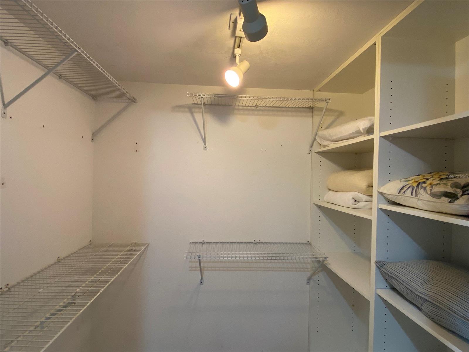 Club Oceania Condo Ph 01 & 02 - Residential