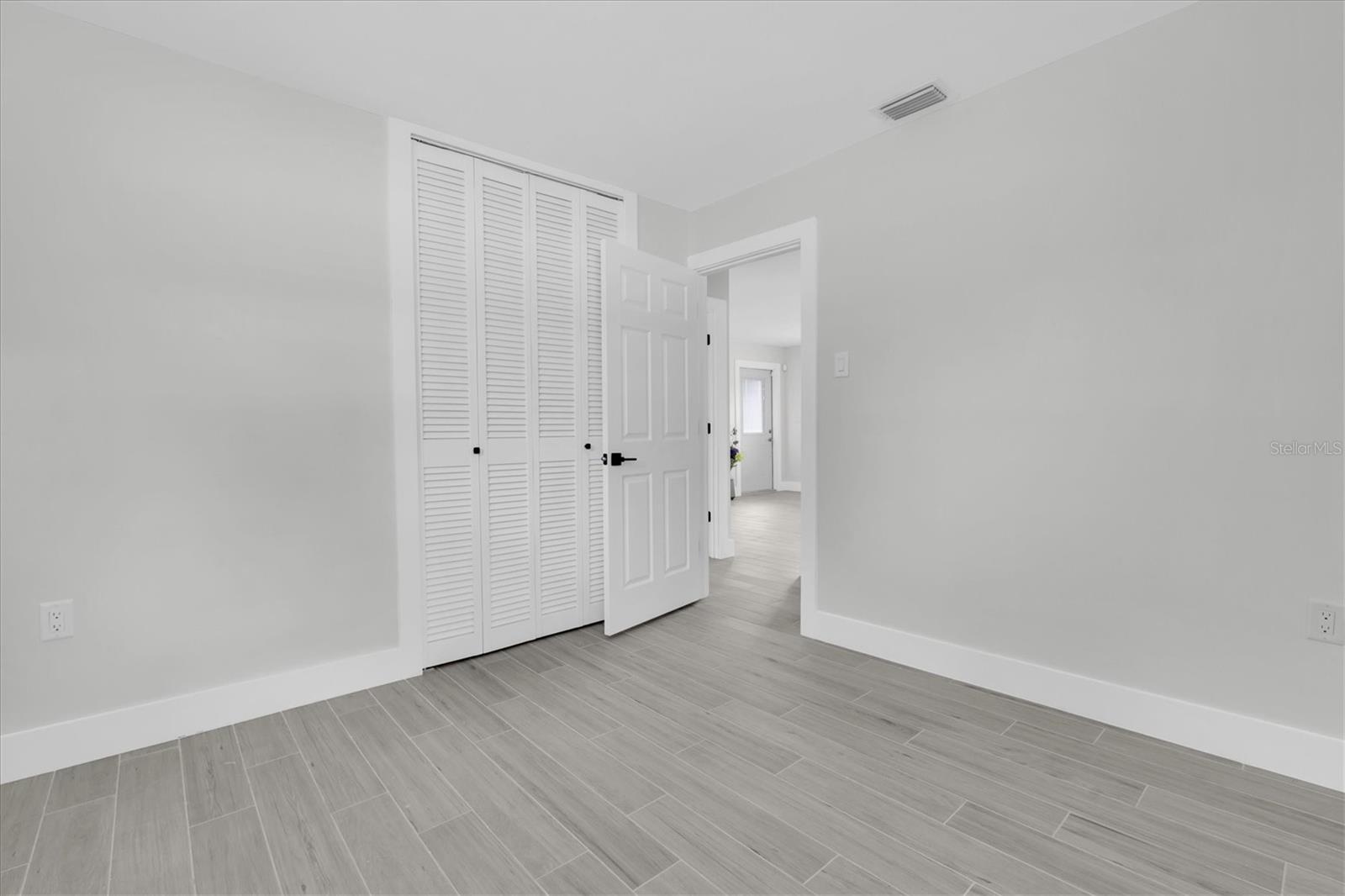 SHORE ACRES OVERLOOK SEC - Residential
