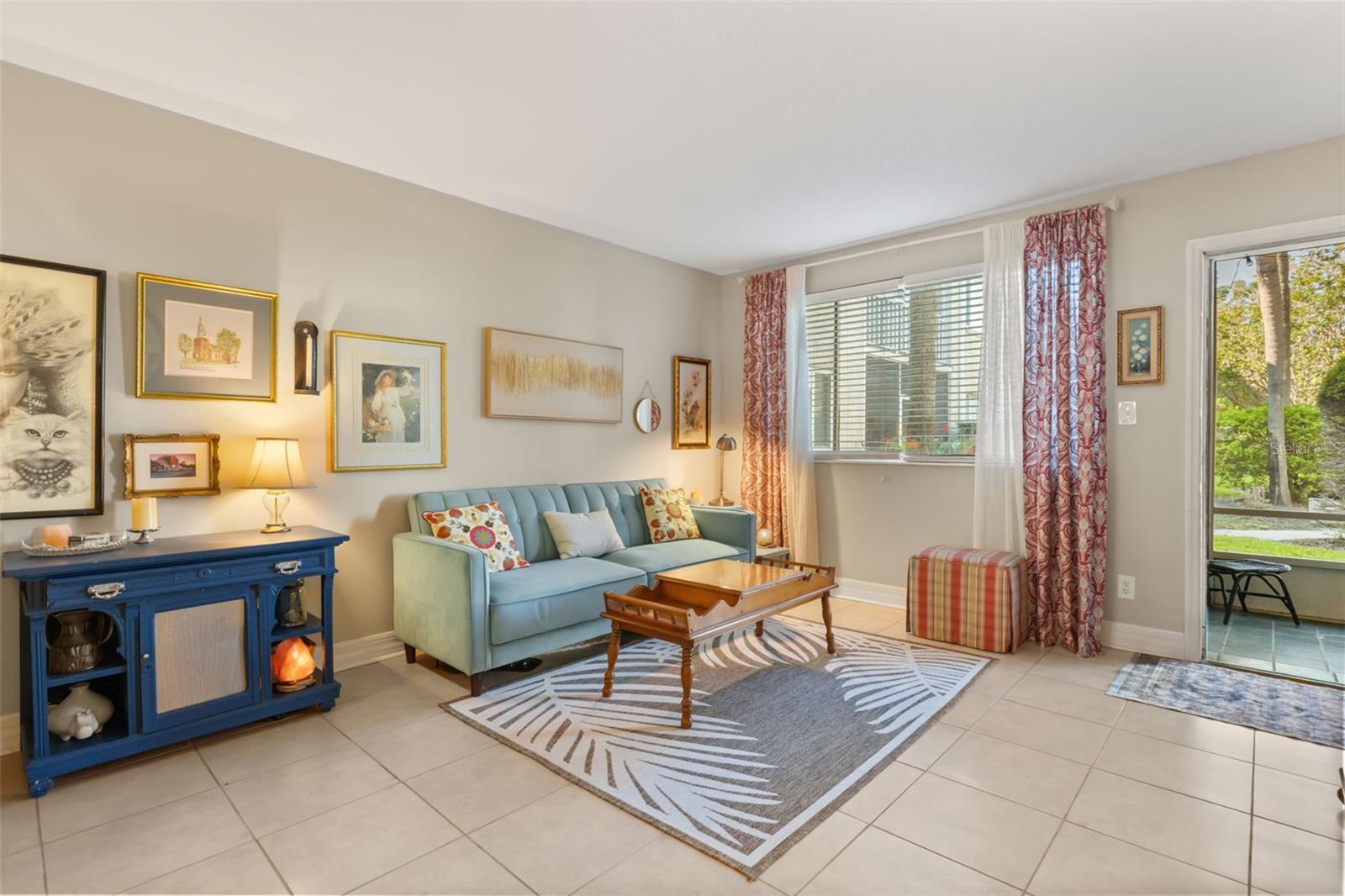MEAD GARDEN - Residential