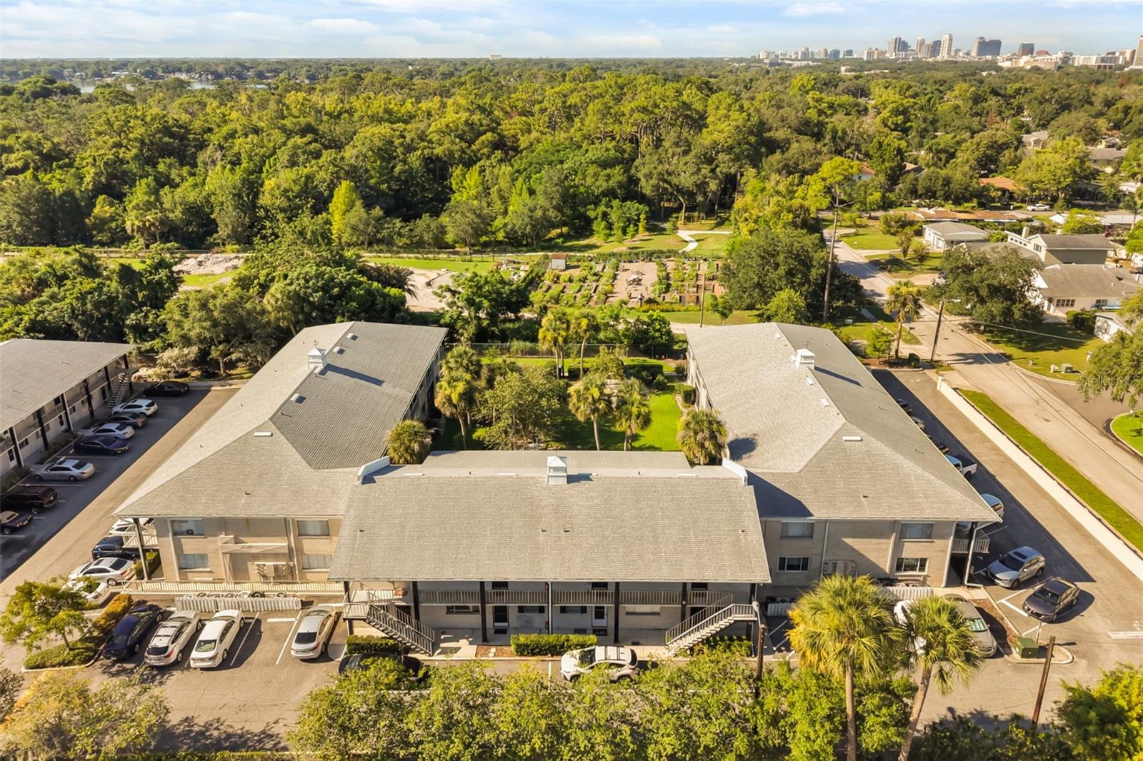 MEAD GARDEN - Residential