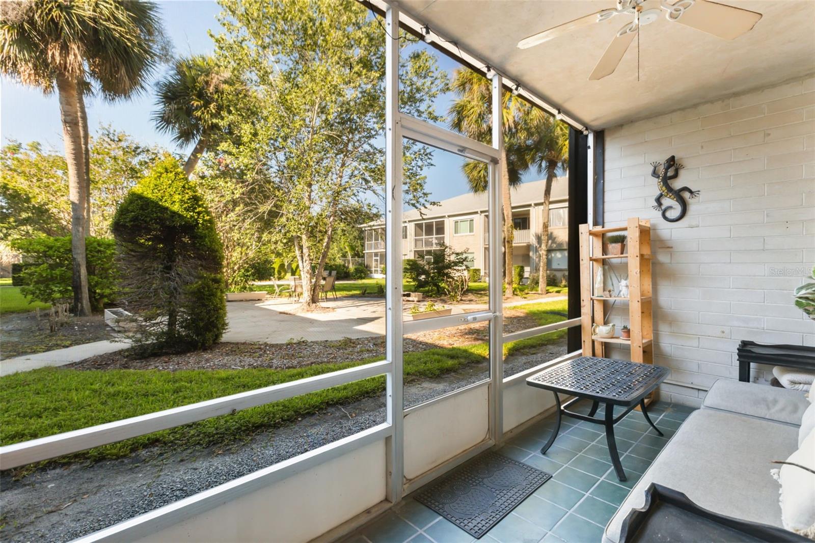 MEAD GARDEN - Residential
