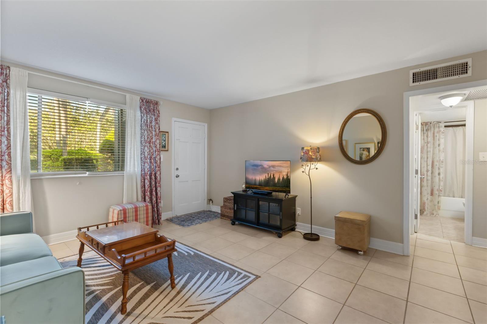 MEAD GARDEN - Residential