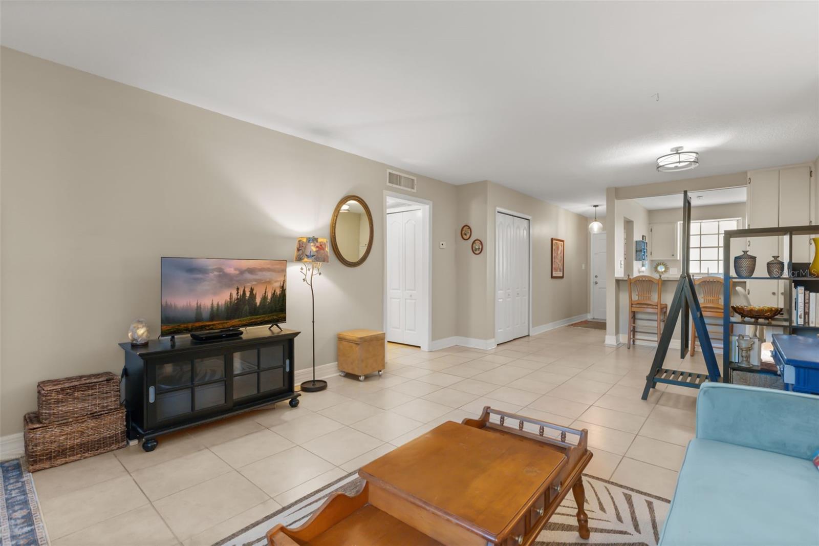 MEAD GARDEN - Residential