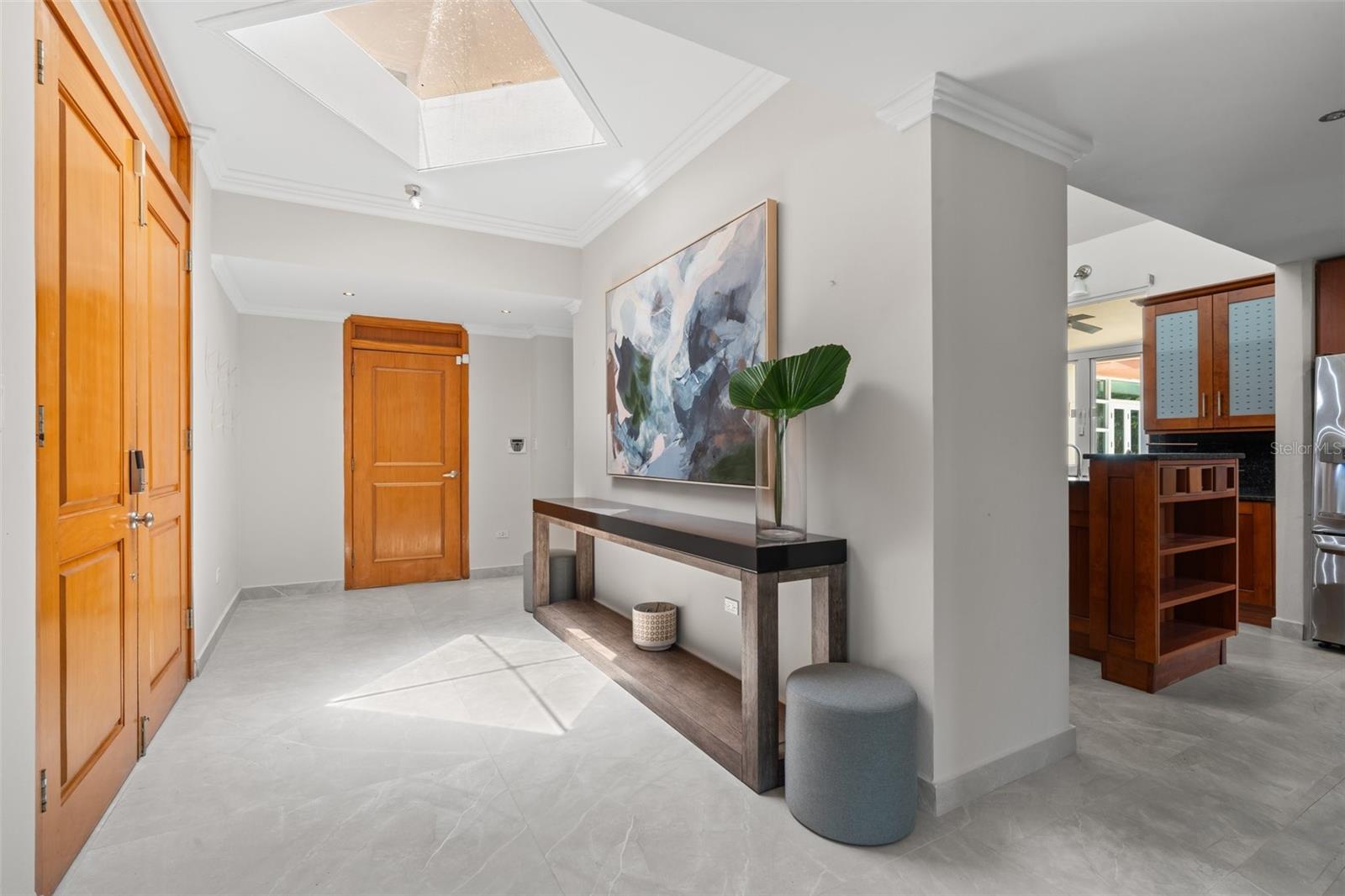 PASEO LAS PALMAS - Residential
