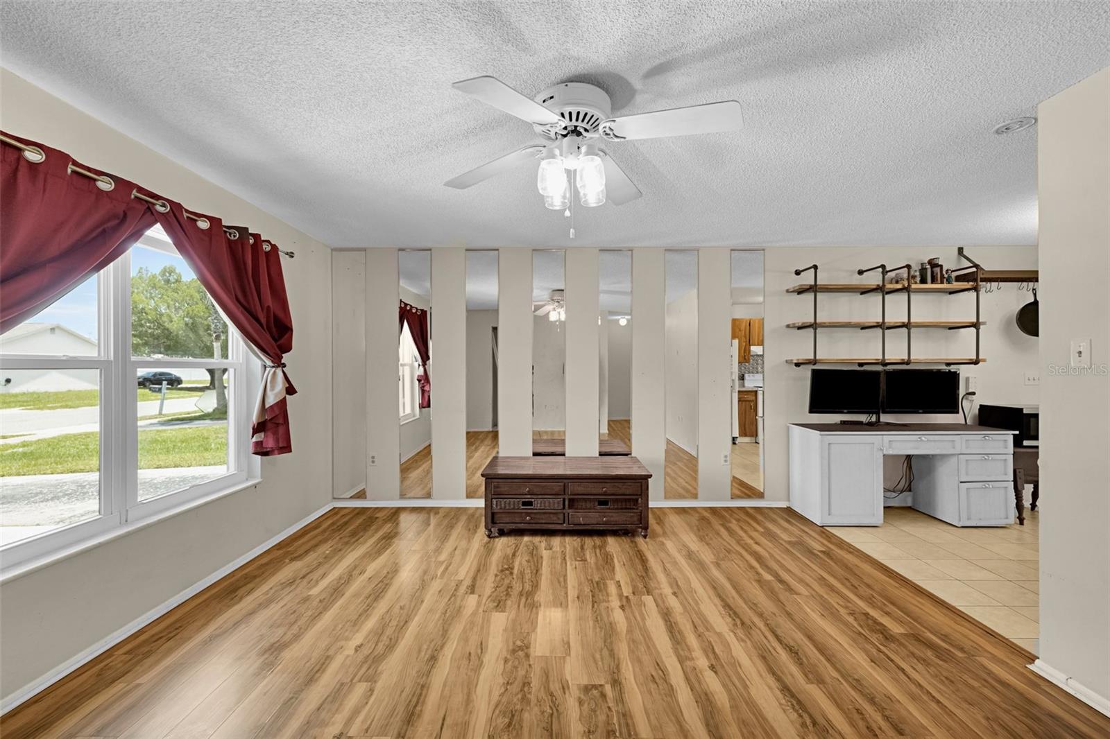 SEVEN SPGS HOMES - Residential