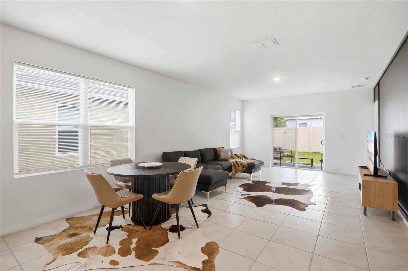 CASCADES PH 1A & 1B - Residential