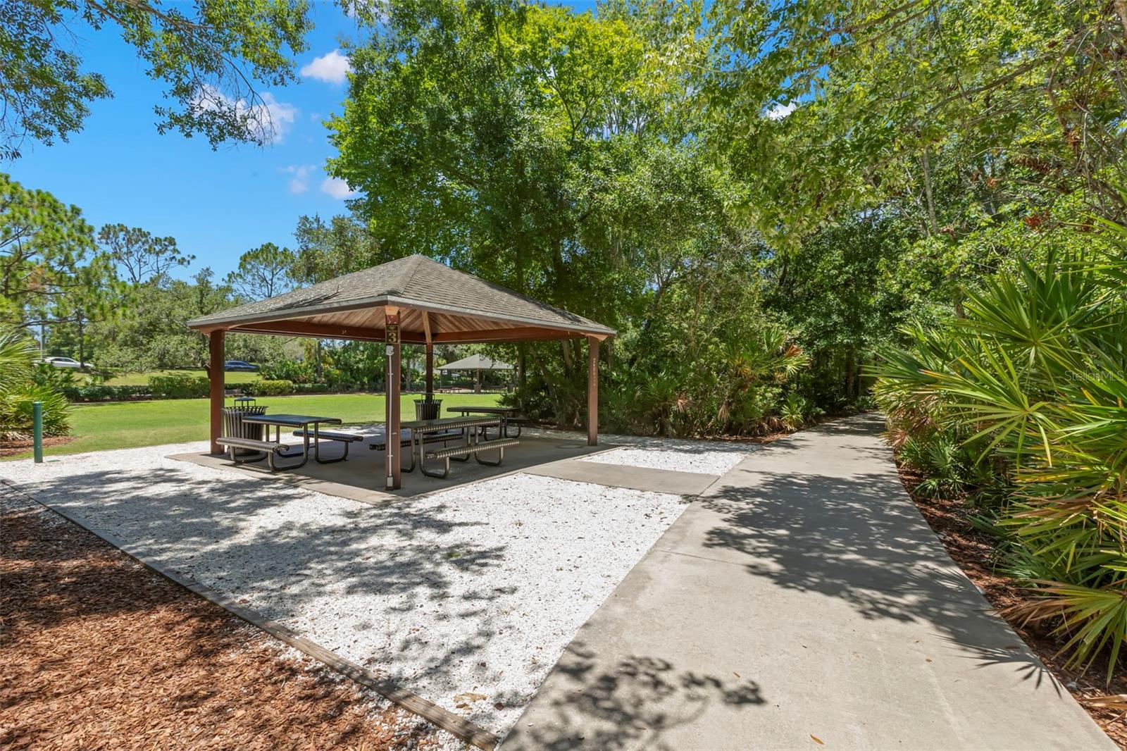 WESTCHASE SECTION 372 AND PARK - Residential