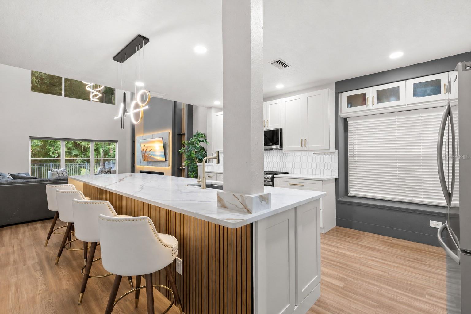 WESTCHASE SECTION 372 AND PARK - Residential