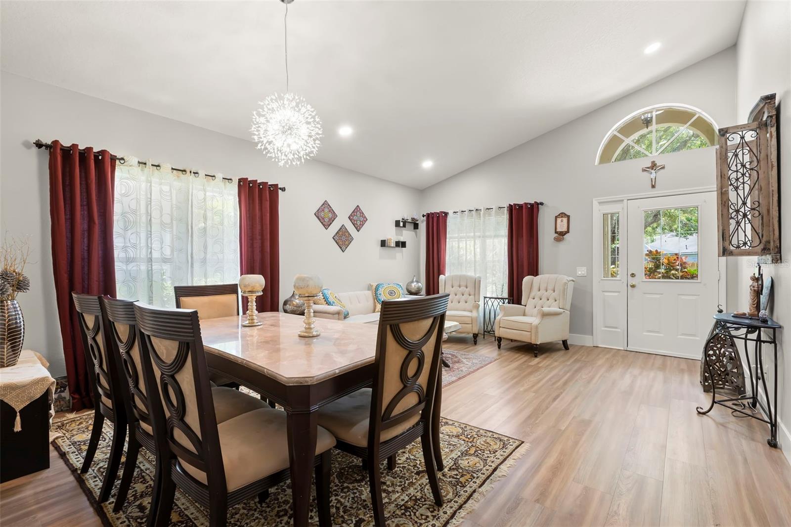 WESTCHASE SECTION 372 AND PARK - Residential