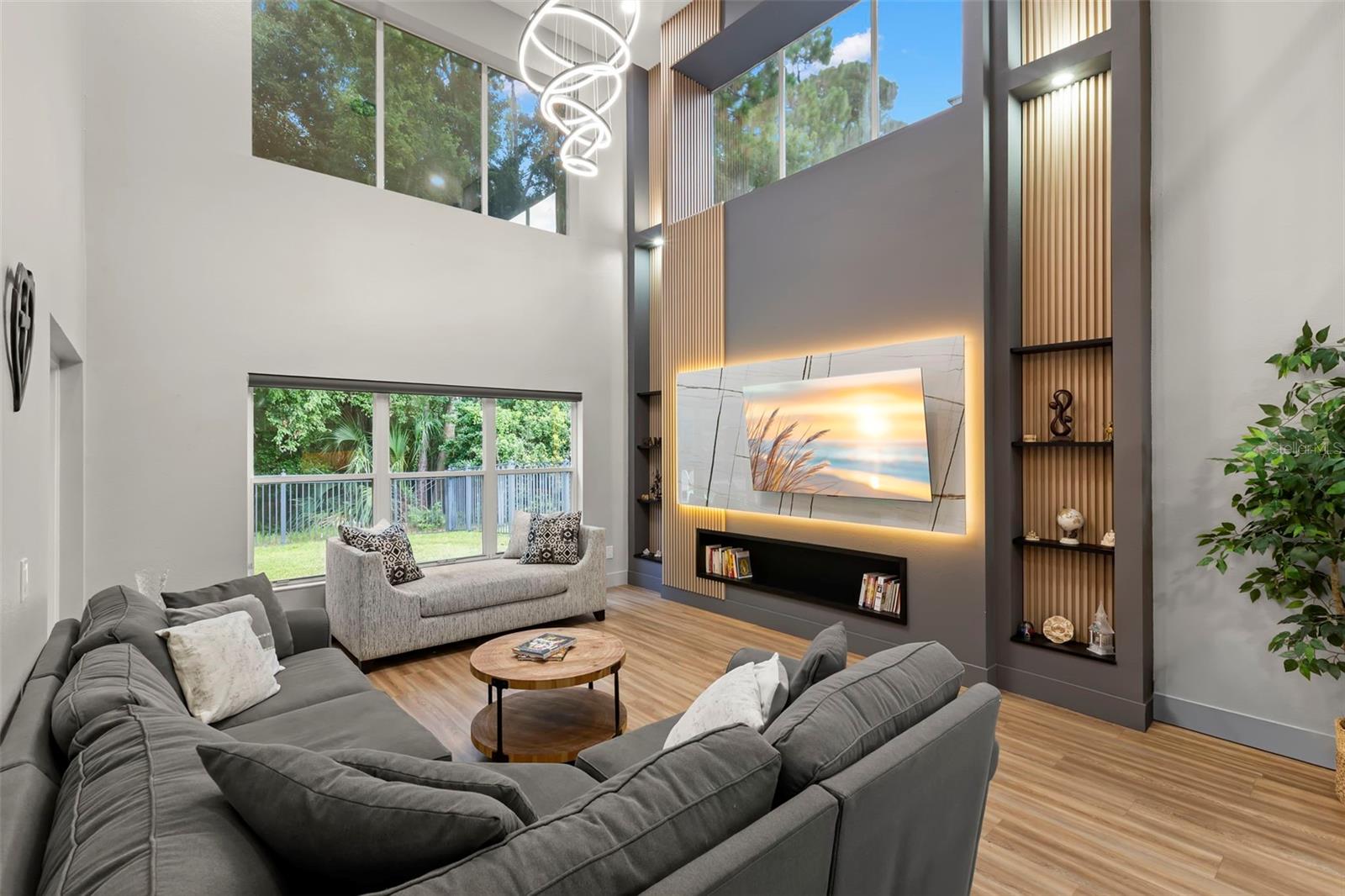 WESTCHASE SECTION 372 AND PARK - Residential