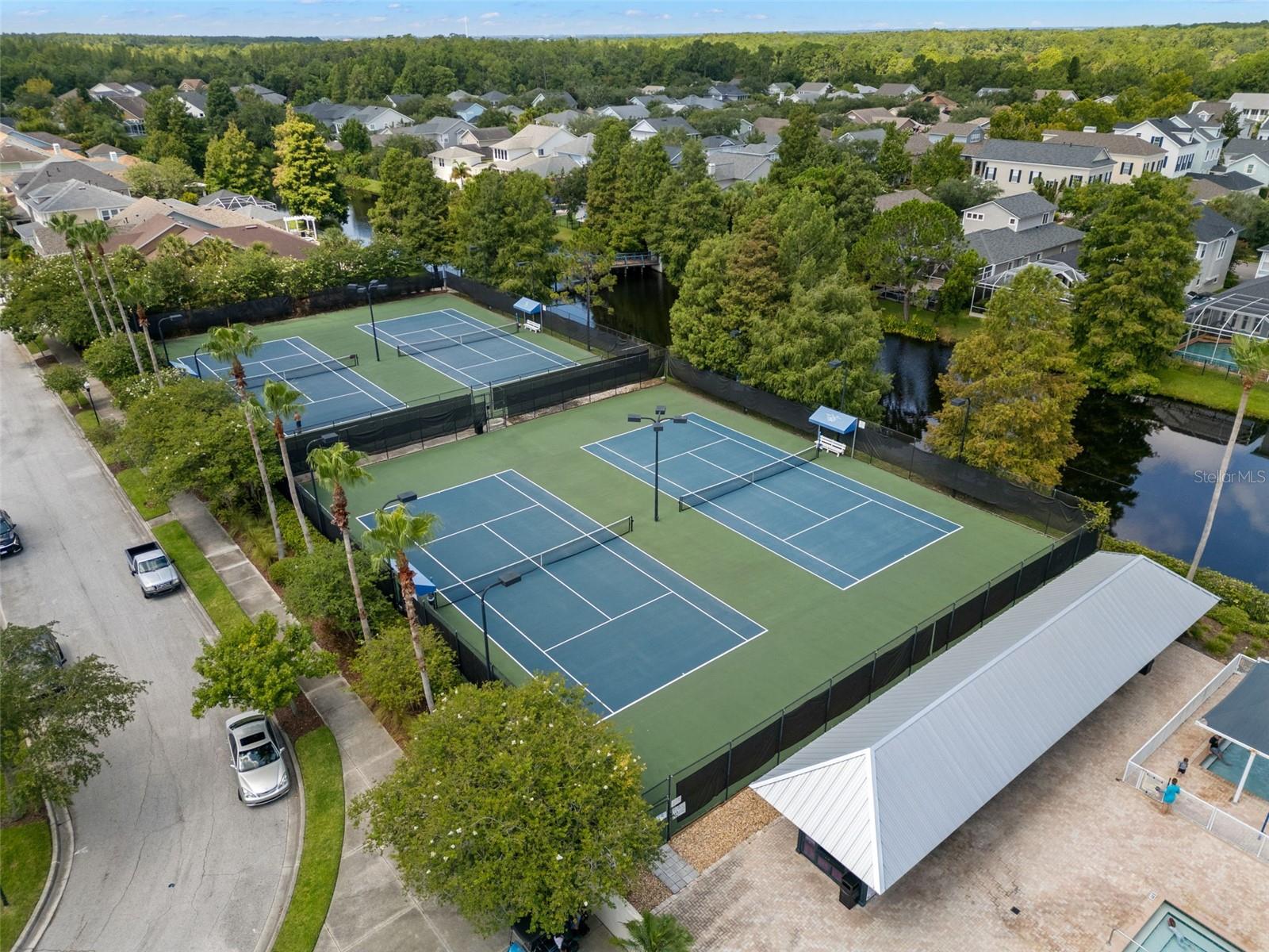 WESTCHASE SECTION 372 AND PARK - Residential