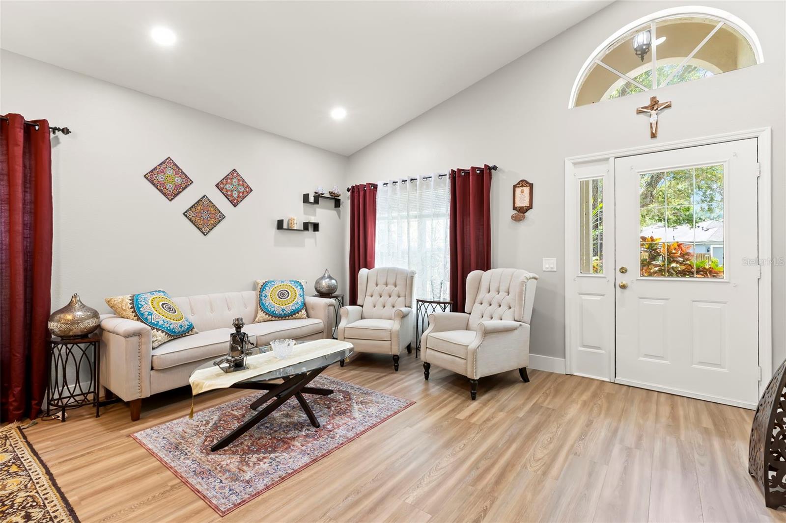 WESTCHASE SECTION 372 AND PARK - Residential