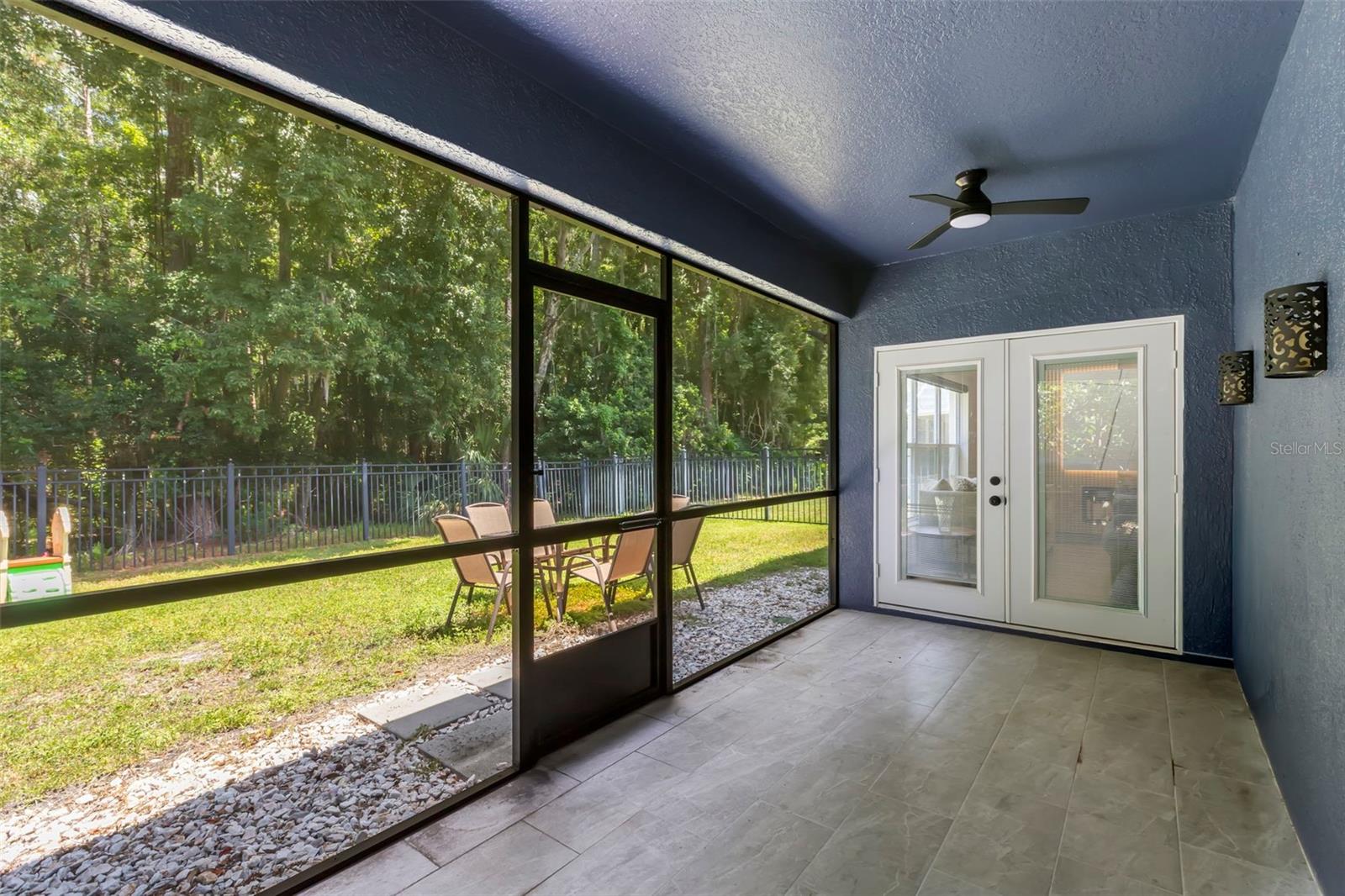WESTCHASE SECTION 372 AND PARK - Residential