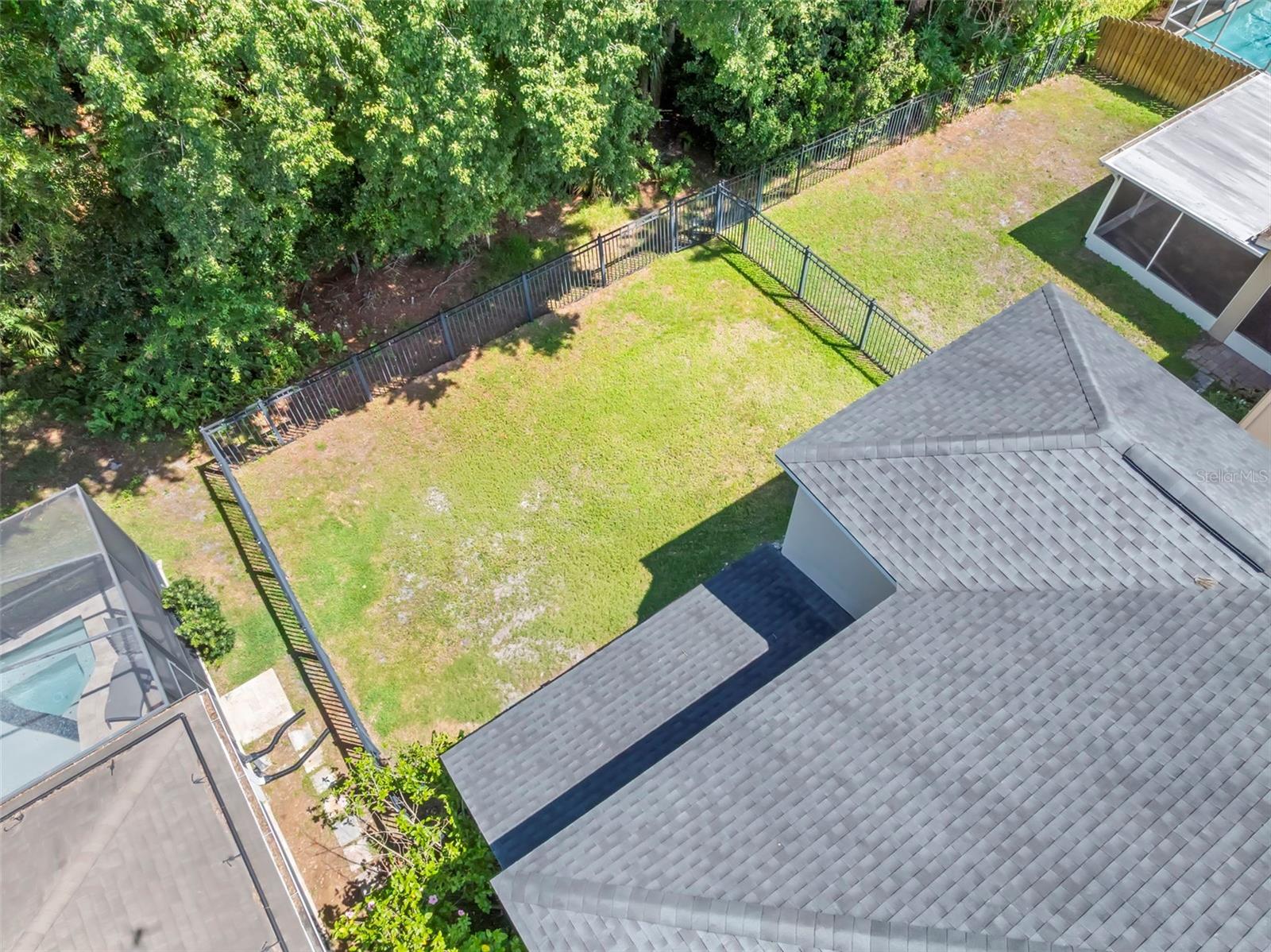 WESTCHASE SECTION 372 AND PARK - Residential