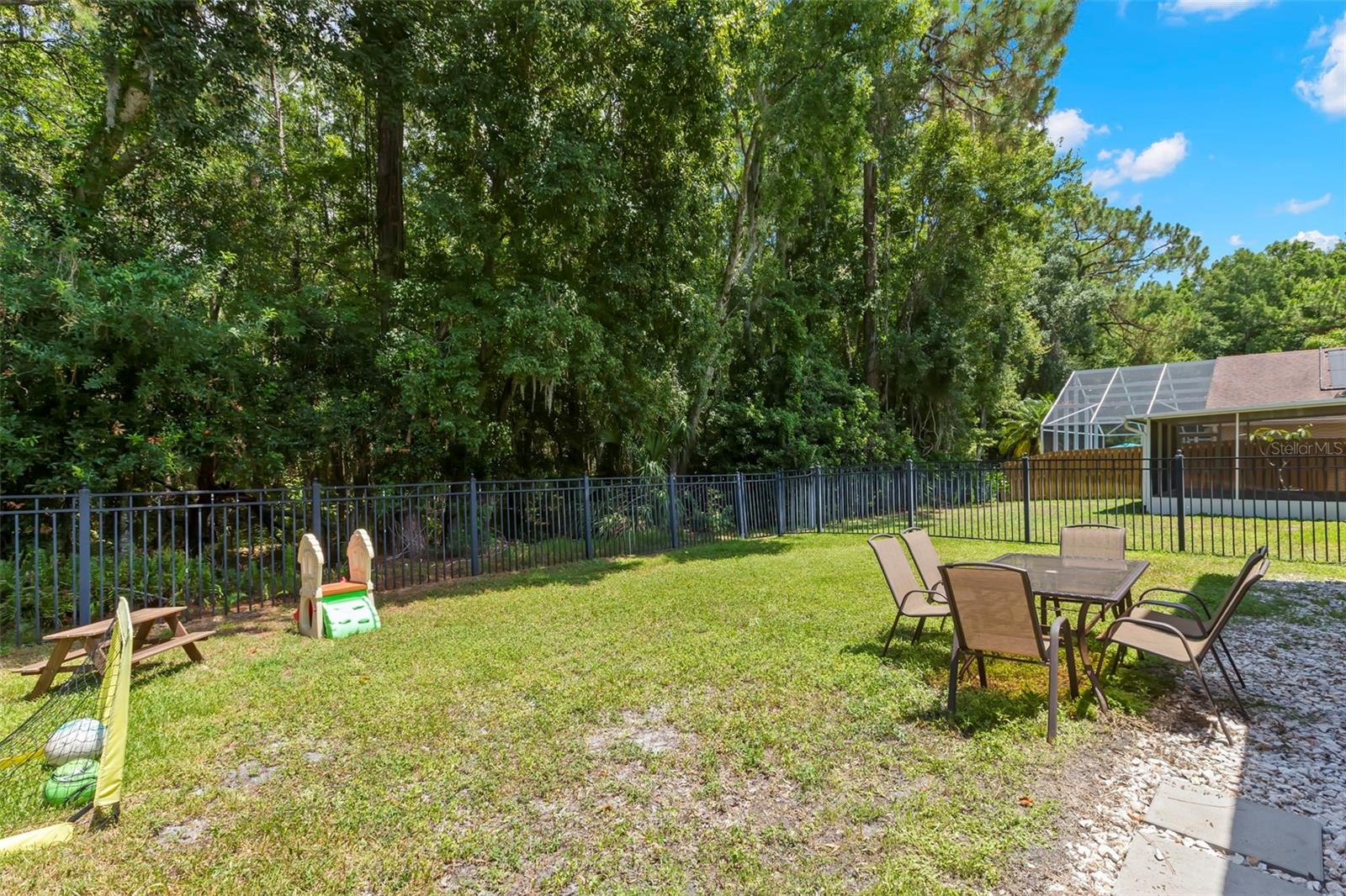WESTCHASE SECTION 372 AND PARK - Residential