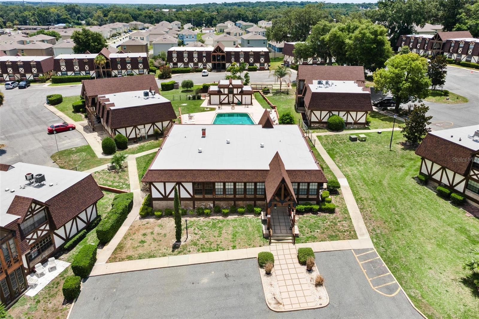 LEESBURG CHESTERBROOK 02 CONDO - Residential