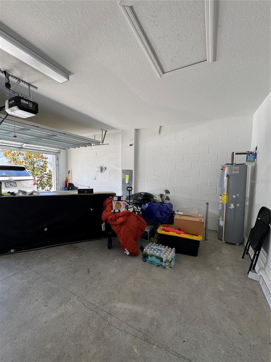 ABBOTT SQUARE PH 1B - Residential