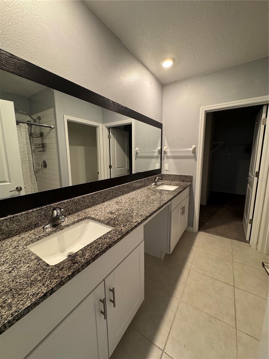 ABBOTT SQUARE PH 1B - Residential