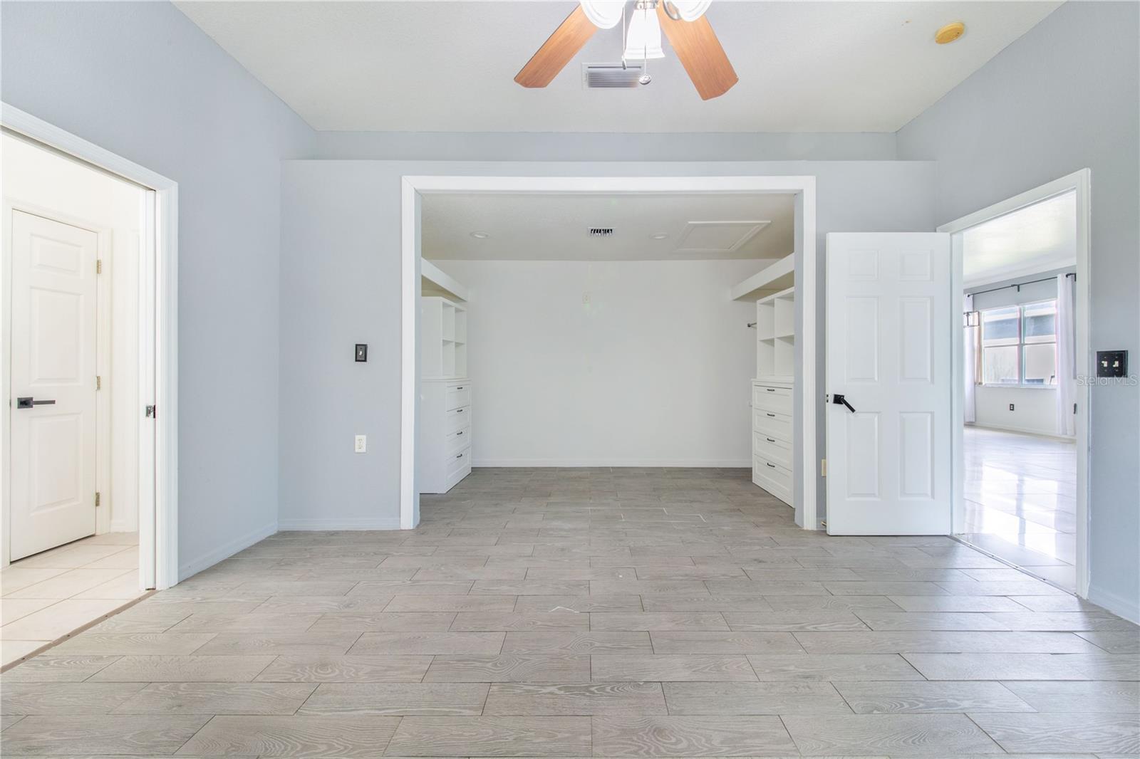 LAGO VISTA GOLF ESTATES - Residential