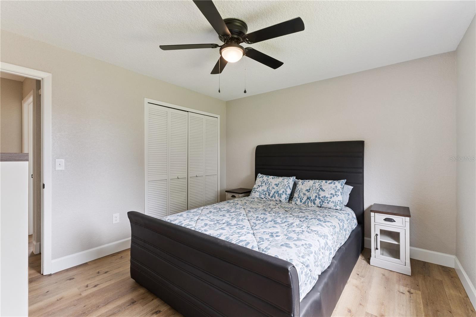 SHADY GROVE - Residential