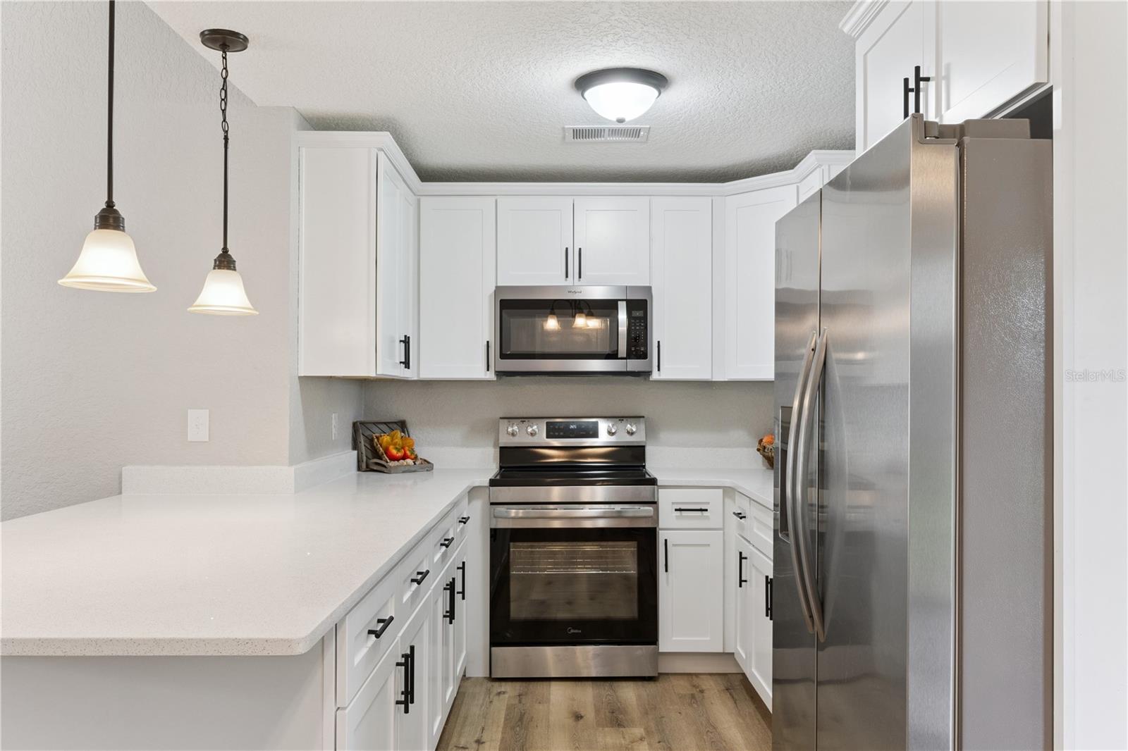 SHADY GROVE - Residential