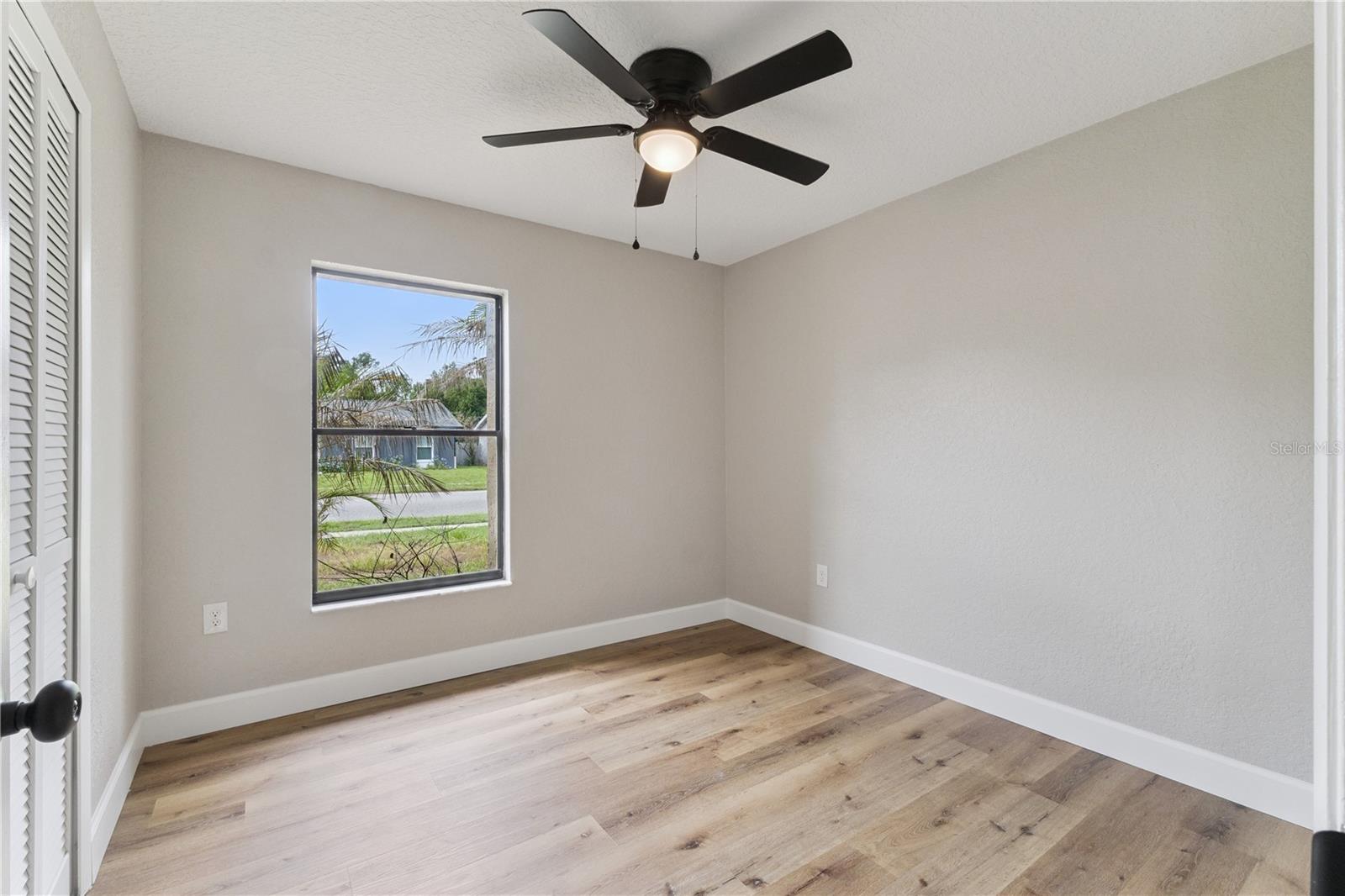 SHADY GROVE - Residential