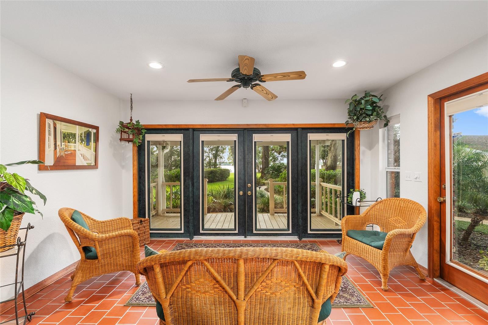 SUNSET ACRES - Residential