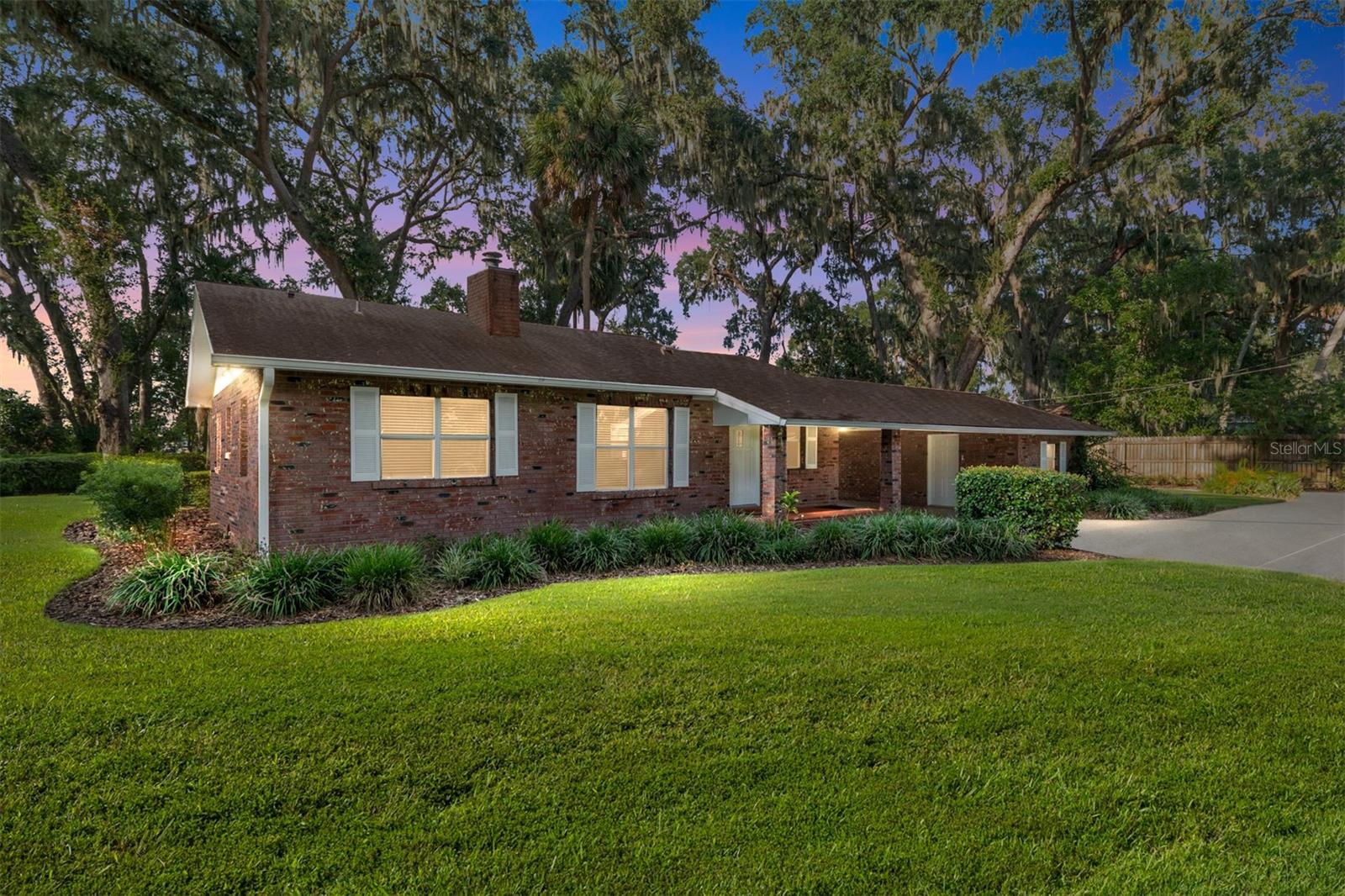 SUNSET ACRES - Residential