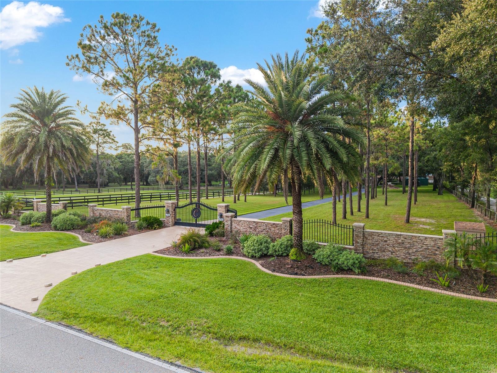 SUNSET ACRES - Residential