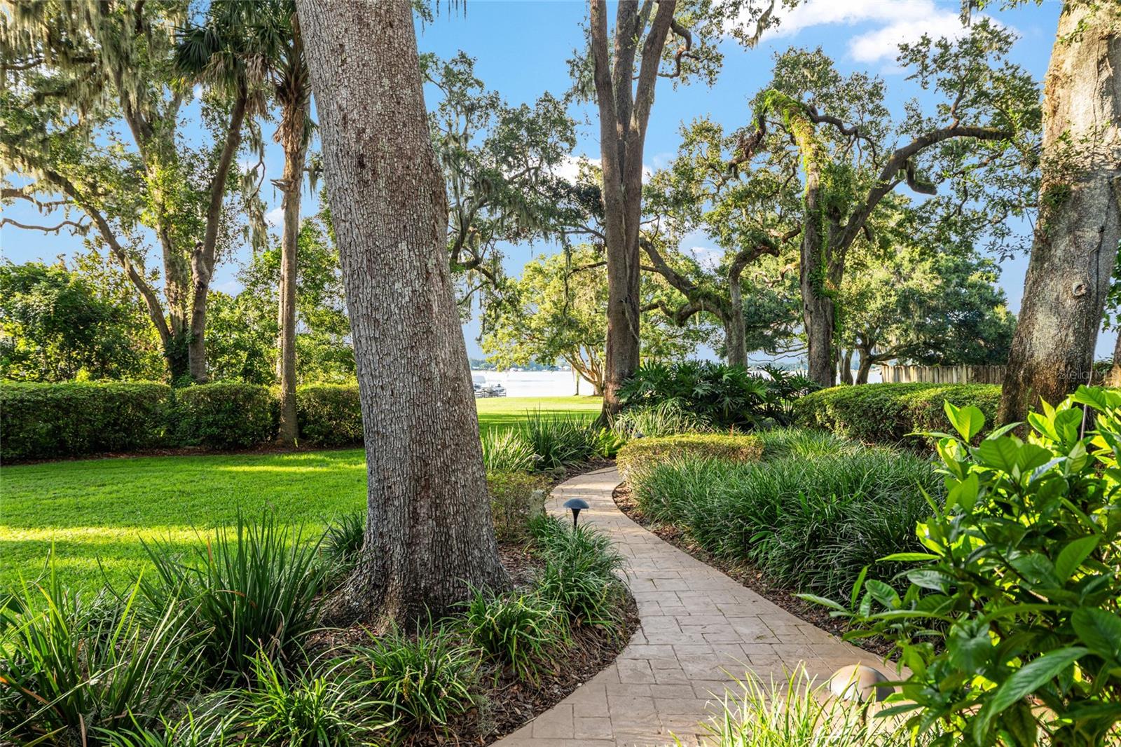 SUNSET ACRES - Residential