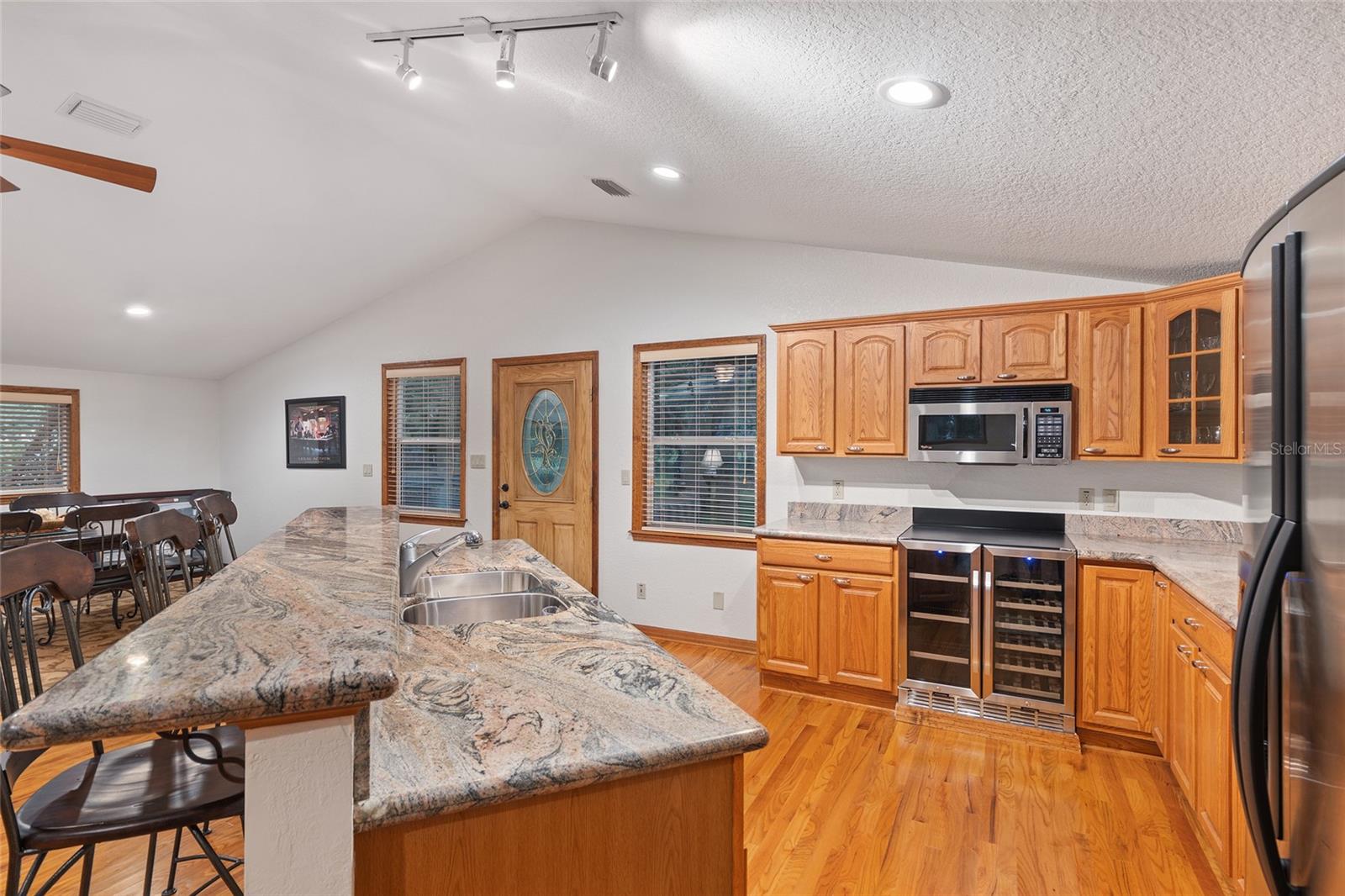 SUNSET ACRES - Residential