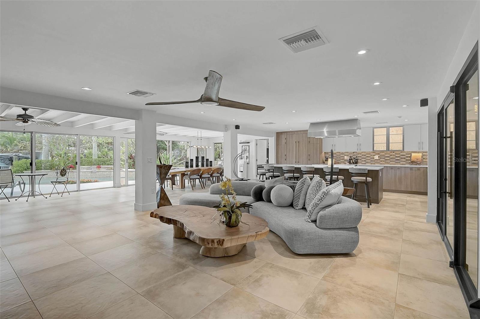 SIESTAS BAYSIDE WATERSIDE WOOD - Residential