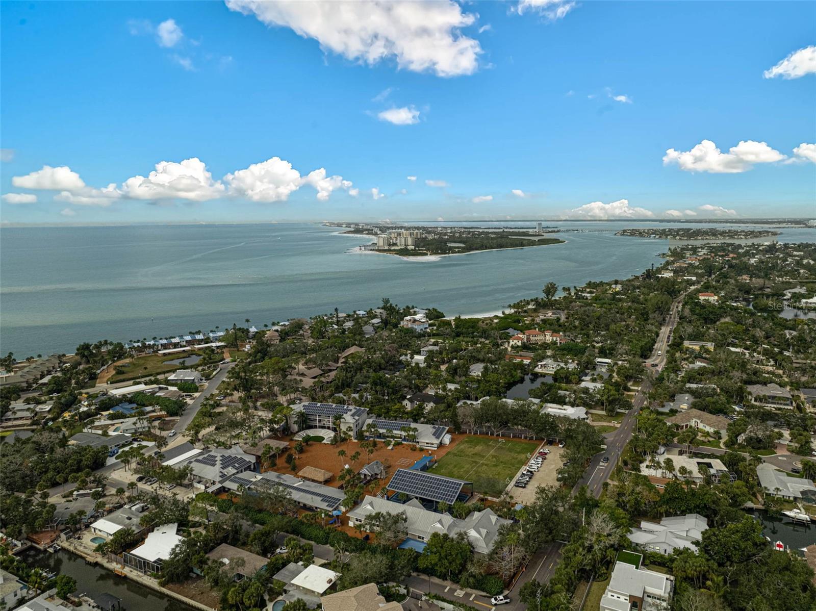 SIESTAS BAYSIDE WATERSIDE WOOD - Residential