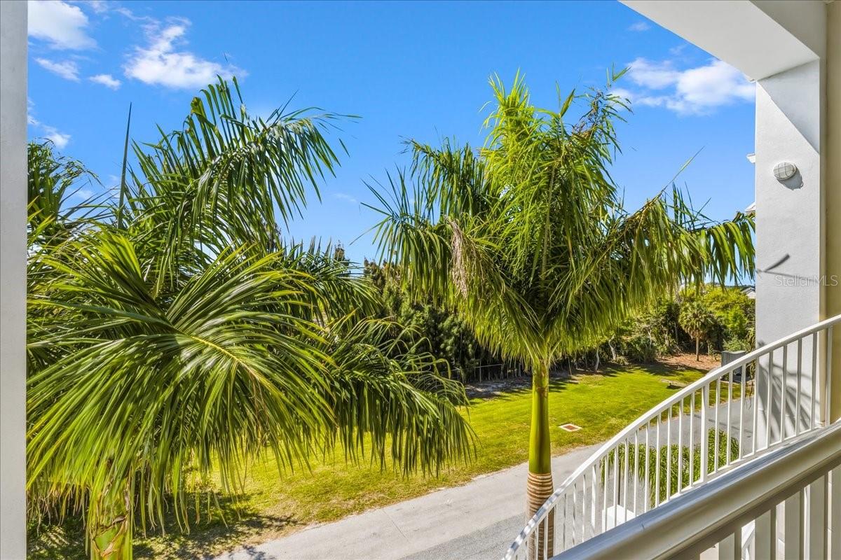 PALMA SOLA BAY CLUB PH 18B - Residential