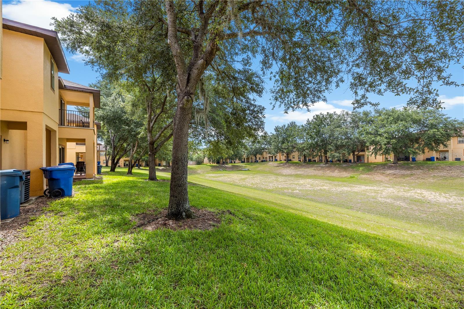 VILLA AT REGAL PALMS CONDO - Residential