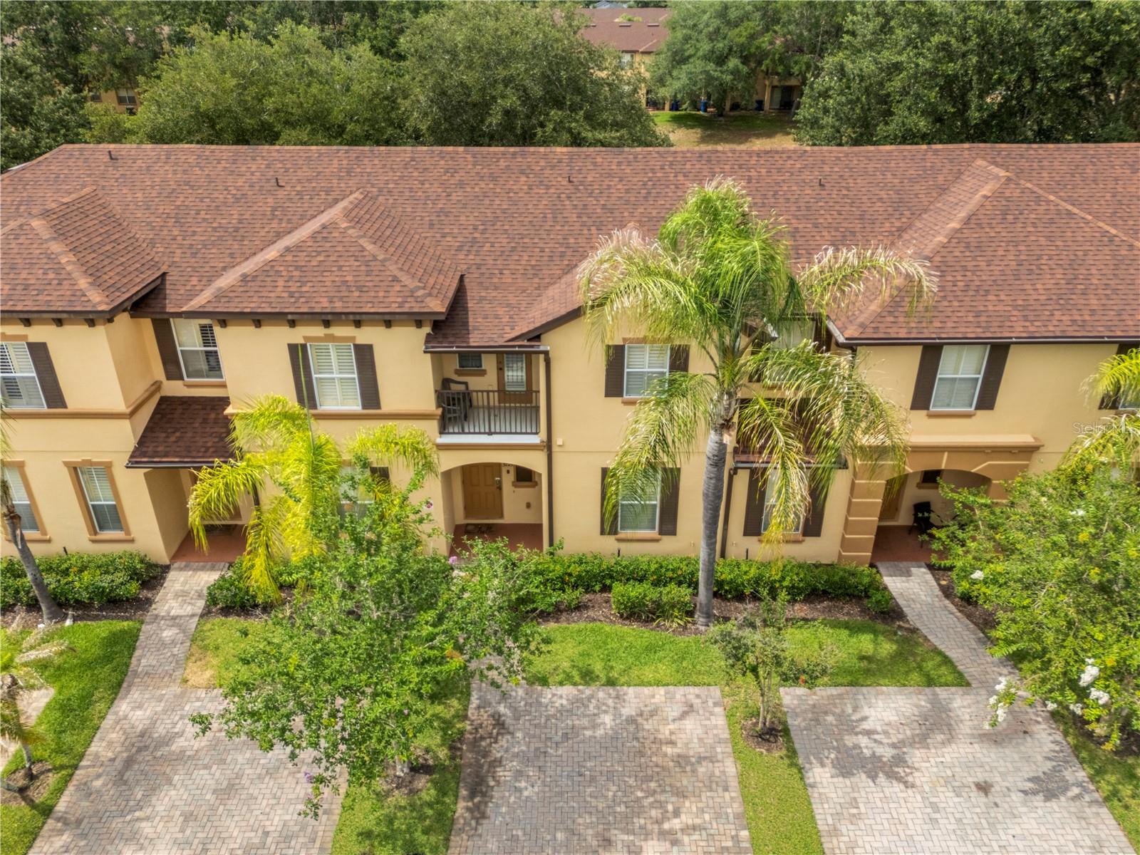 VILLA AT REGAL PALMS CONDO - Residential