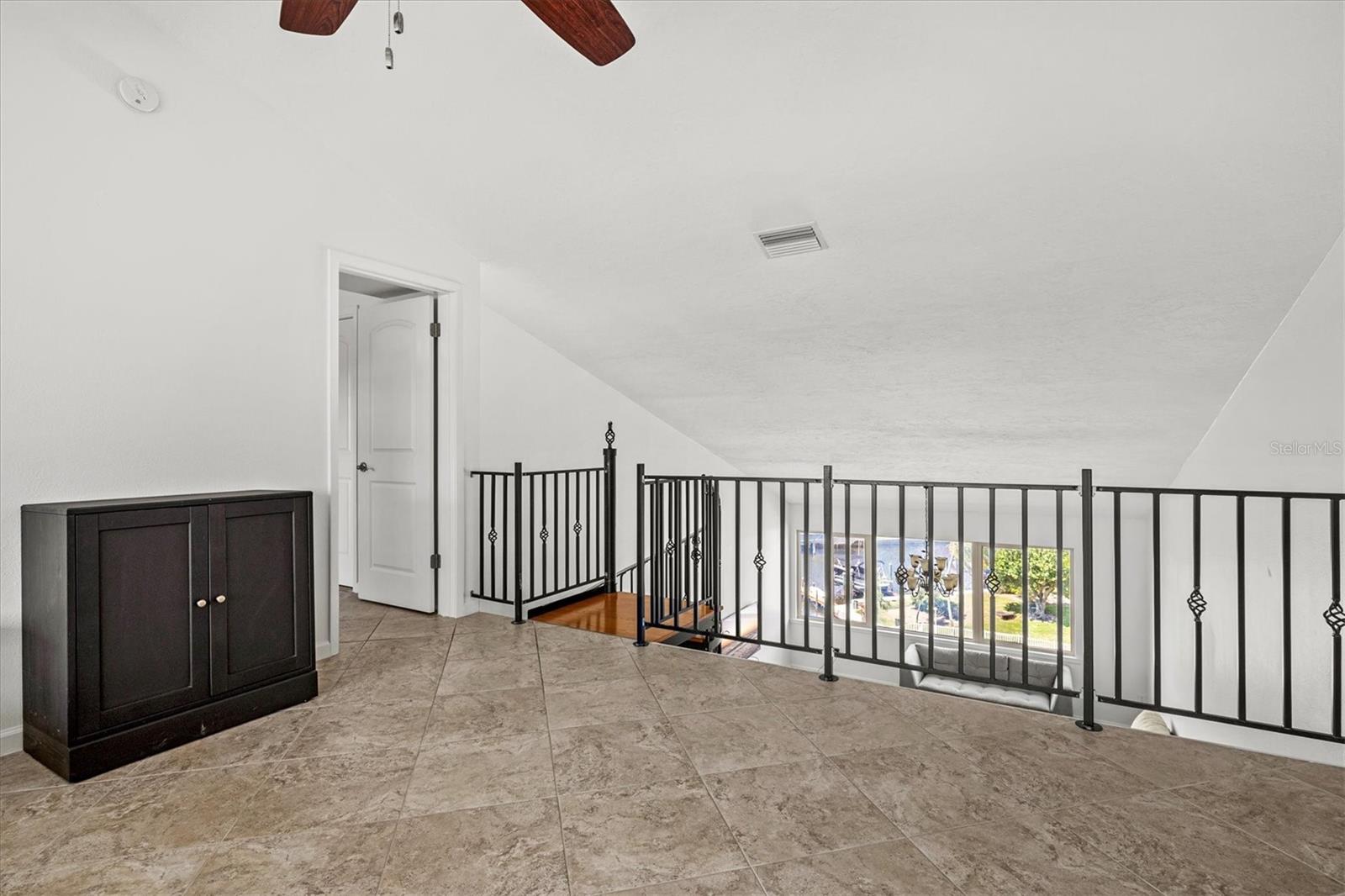 THE WATERWAY PH I - Residential