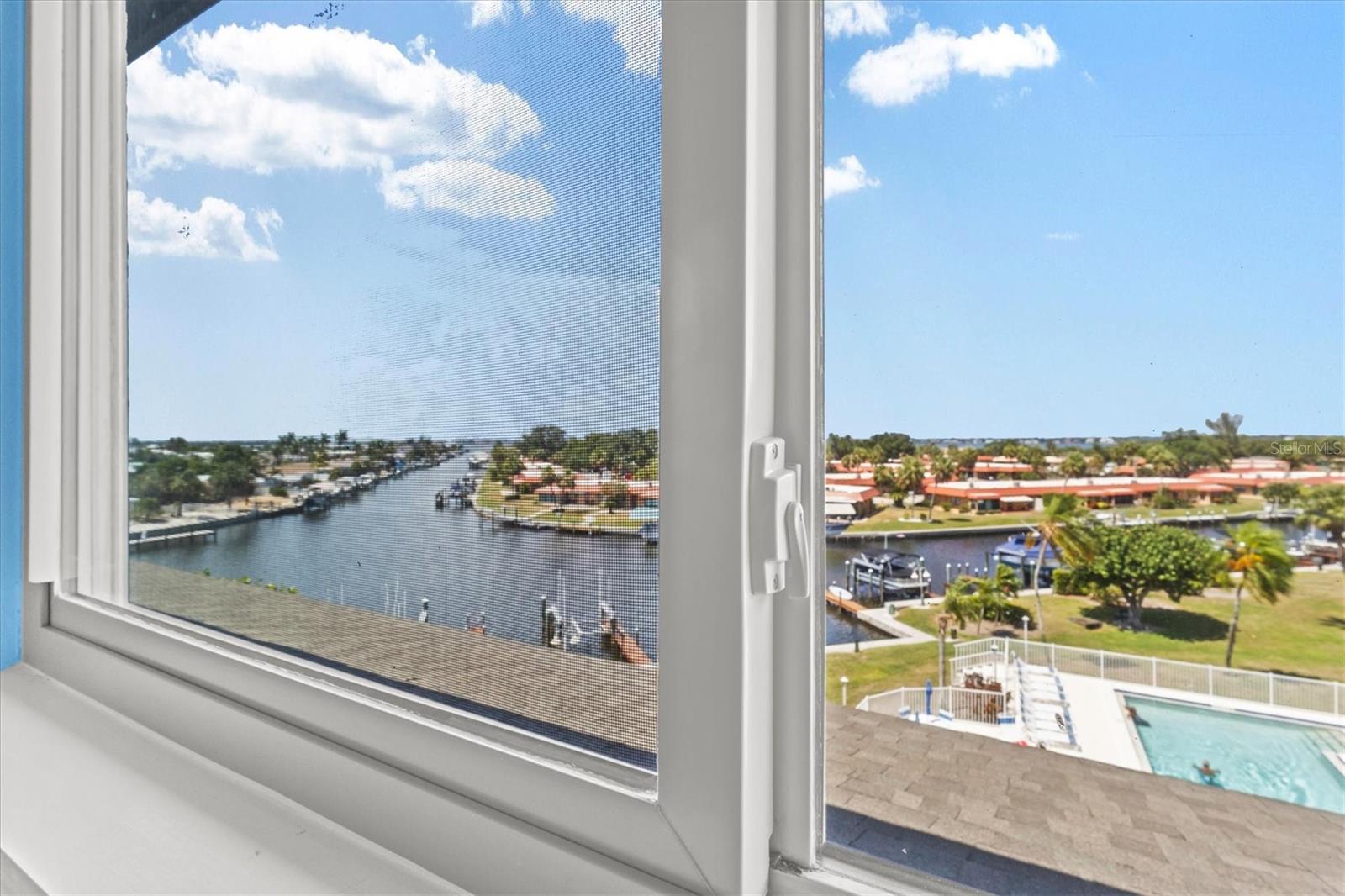 THE WATERWAY PH I - Residential