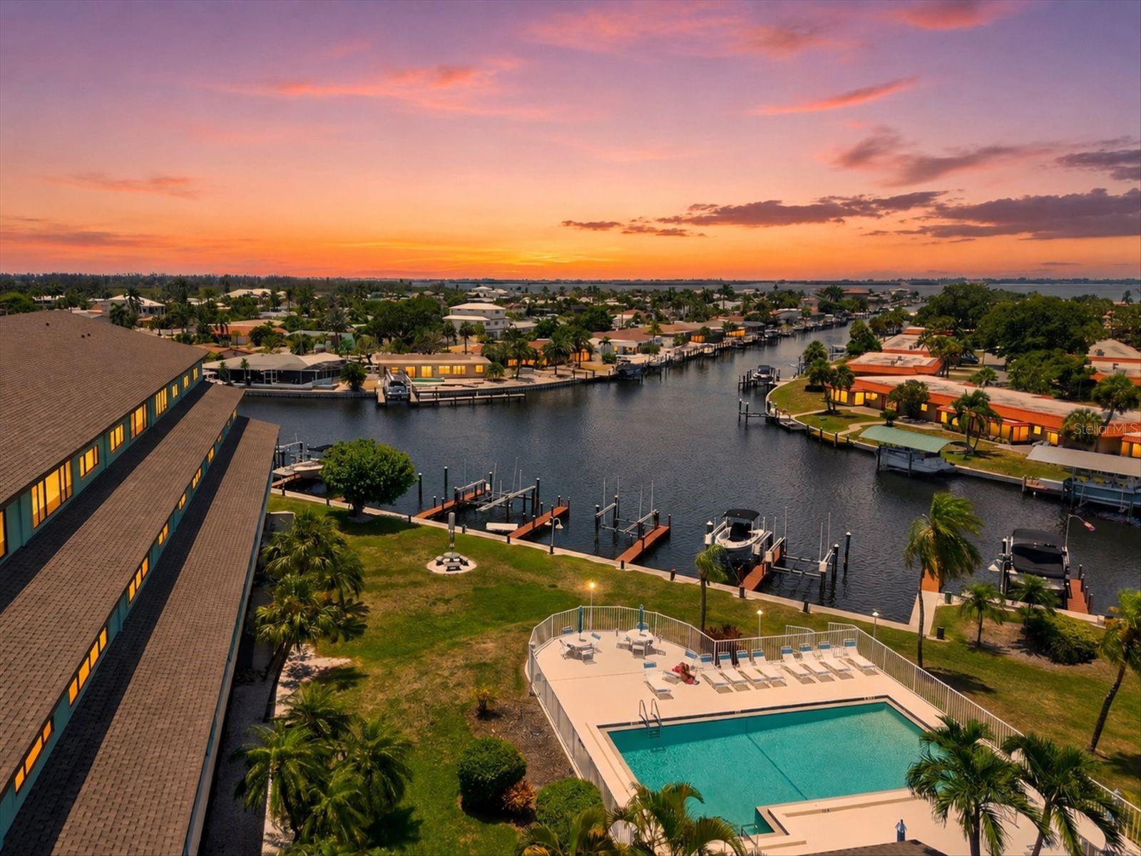 THE WATERWAY PH I - Residential